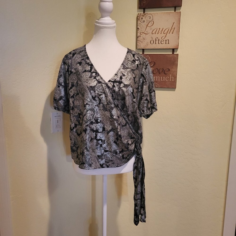 Michael Kors Women's Foil Paisley Wrap Top Black and Metallic NWT - Sz: M & L - Picture 4 of 11